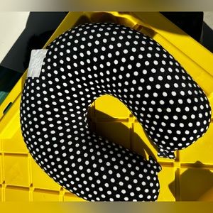 Plane headrest cushion